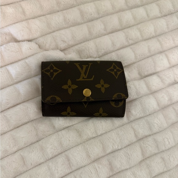 Louis Vuitton monogram 6 key holder